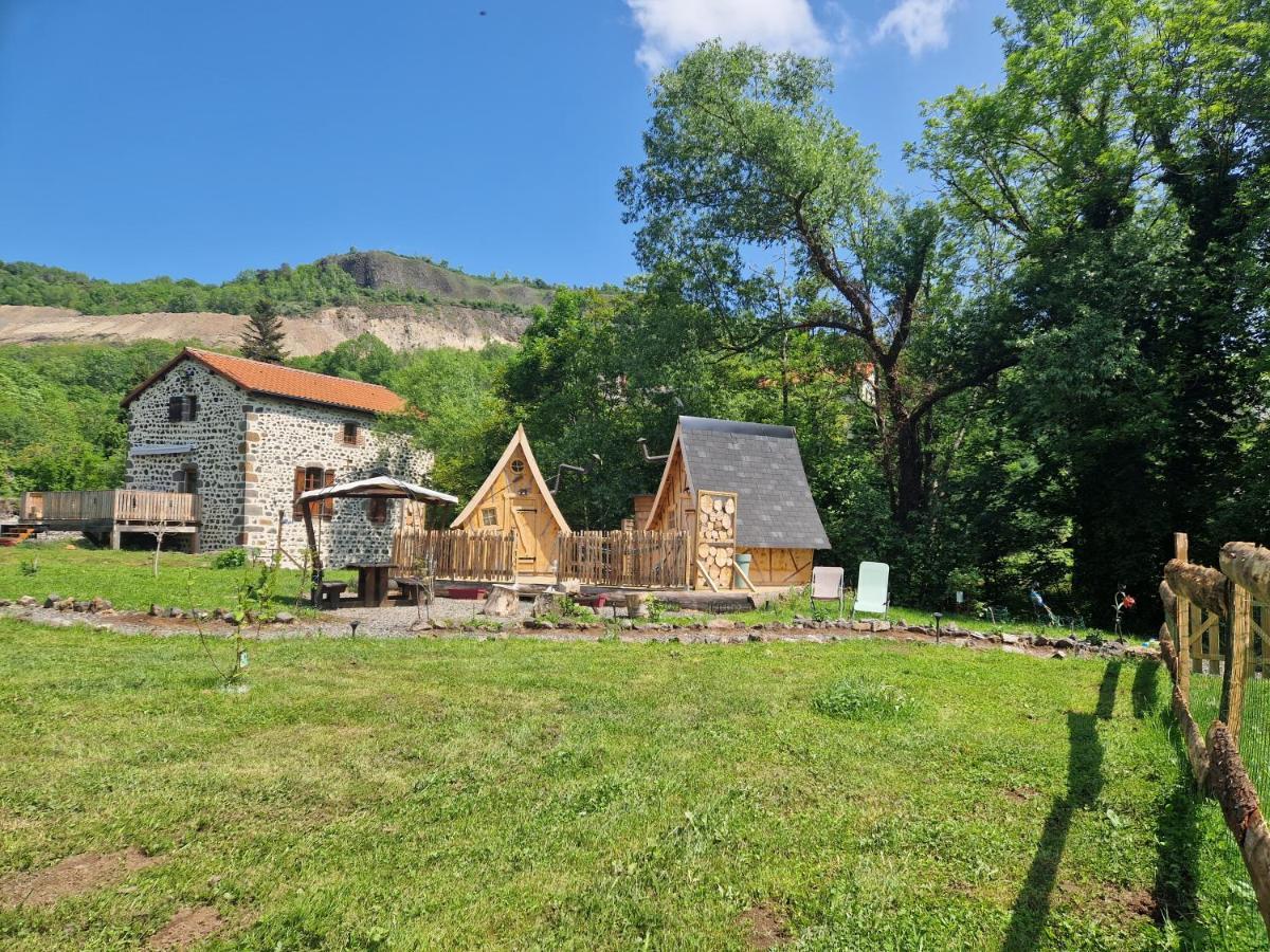 Les Cabanes Feeriques Du Cheix Saint-Diery Exterior foto